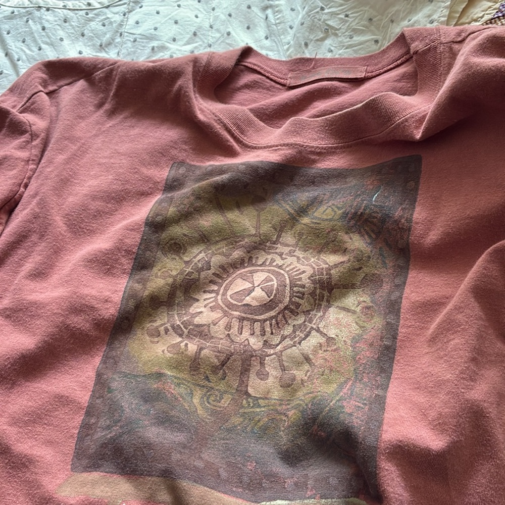 Vintage blue fish Graphic T-Shirt - Picture 5 of 7